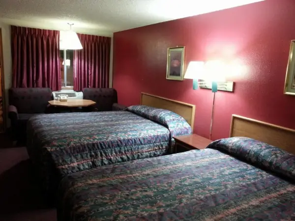 Willow Springs Motel Main image